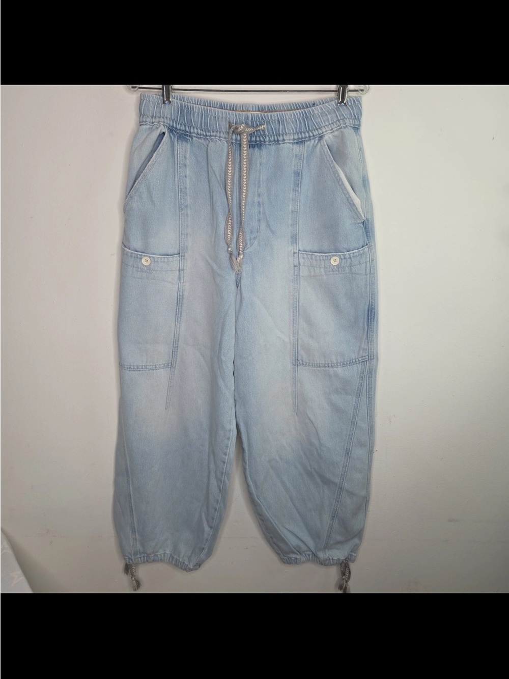 Free People We the Free Bright Eyed Low Slung Pull on Barrel Jeans Sz Medium - Picture 4 of 12